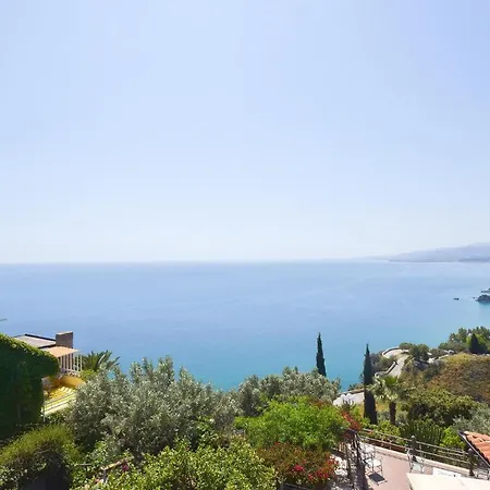 Holiday home Cozy In With Wifi Motta San Giovanni